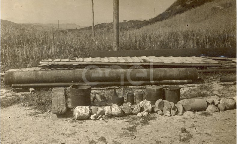 Fabbrica di Larderello. Disegni di vecchi attrezzi, sondaggi, magazzini sonde.