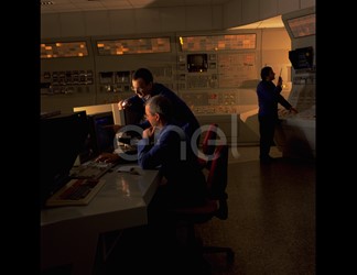 Tecnici in sala quadri