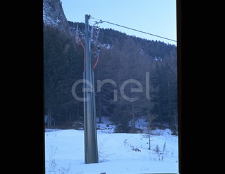 Palo con sezionatore