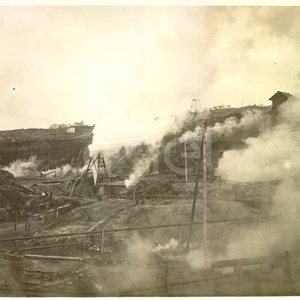 Fabbrica di Larderello. Misurazione soffioni.