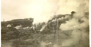 Fabbrica di Larderello. Misurazione soffioni.