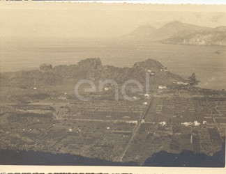 Isola di Vulcano. Visita del Principe P.Ginori Conti e collaboratori. 1937.