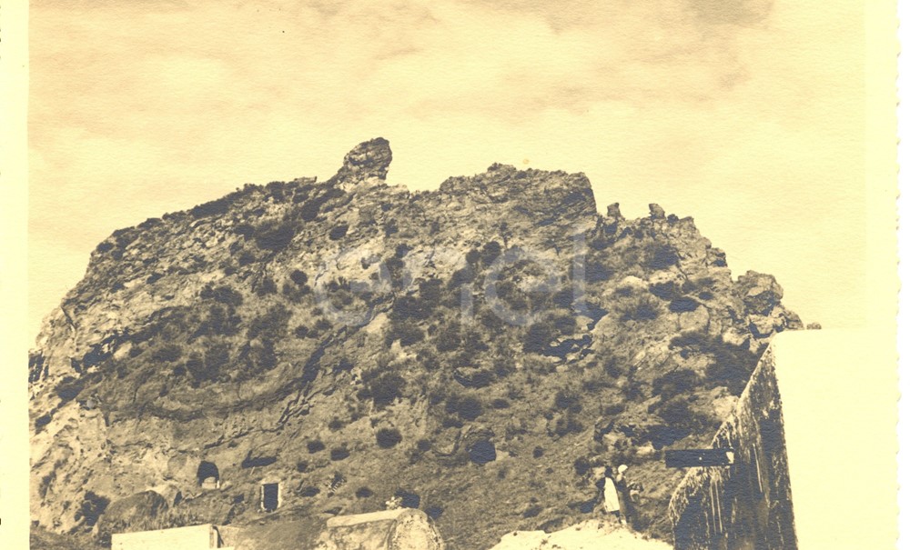 Isola di Vulcano. Visita del Principe P.Ginori Conti e collaboratori. 1937.