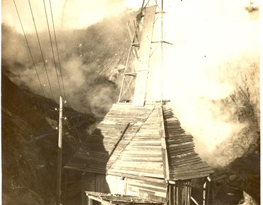 Fabbrica di Larderello. Vari soffioni perforati nel periodo 1897/1930.