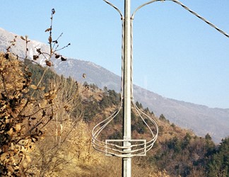 Palo poligonale e cavo precordato