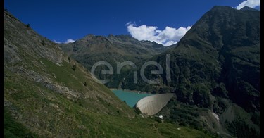 Lago e diga
