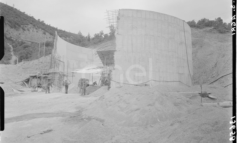 Pozzo piezometrico in costruzione