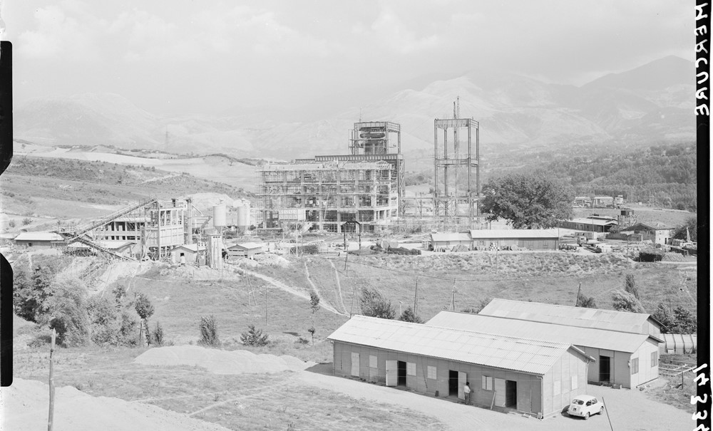 Centrale in costruzione