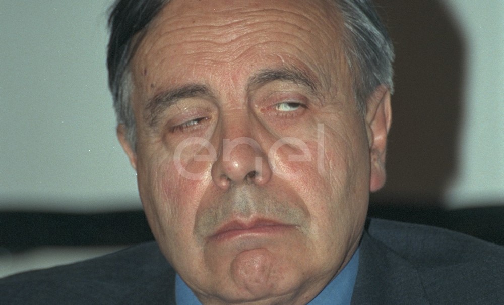V. Castronovo