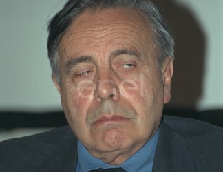V. Castronovo