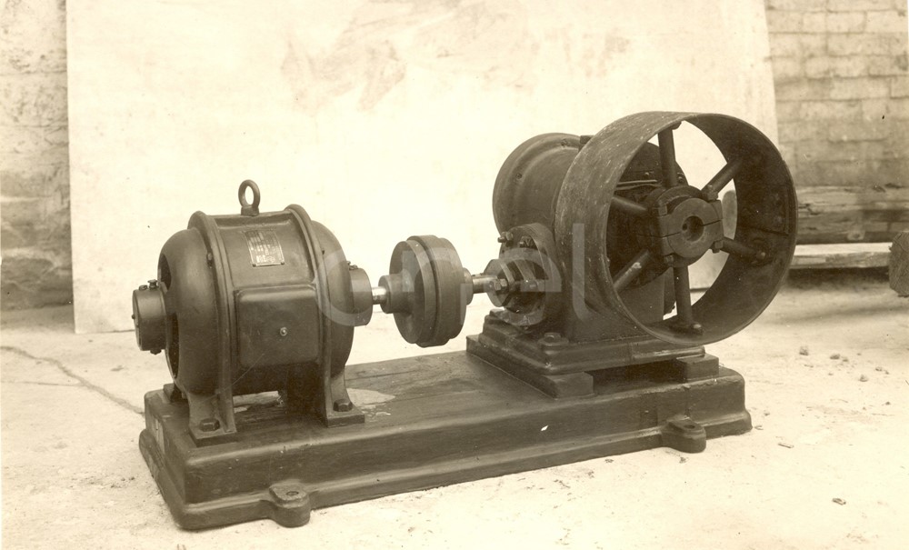 Settore meccanico. Officine meccaniche. Falegnameria. Saldatori. Fabbrica bulti. Fonderie.